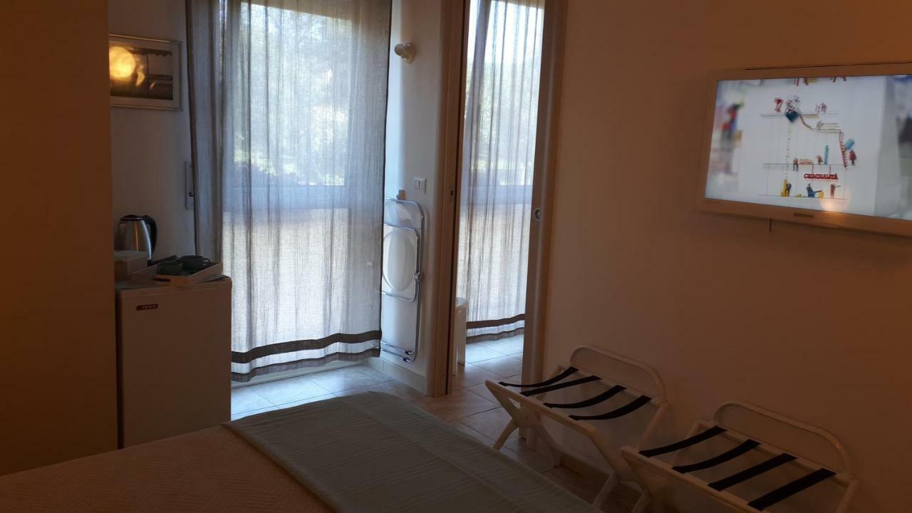 Holidayfever Alghero Exterior foto